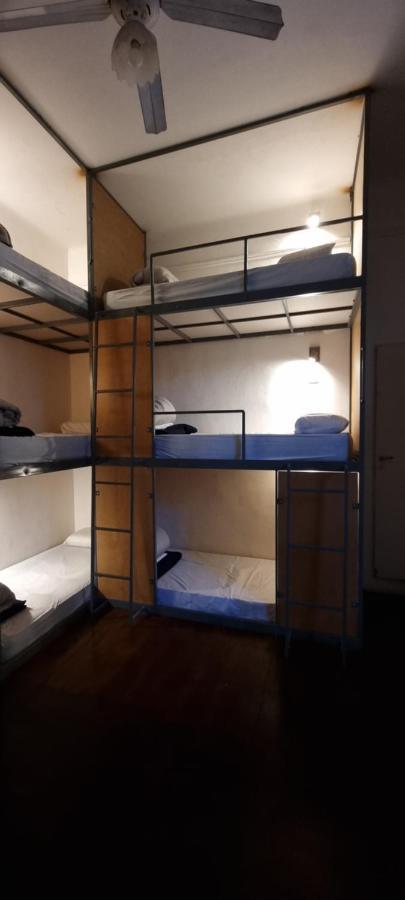 ميندوزا Katana Capsule Hostel المظهر الخارجي الصورة